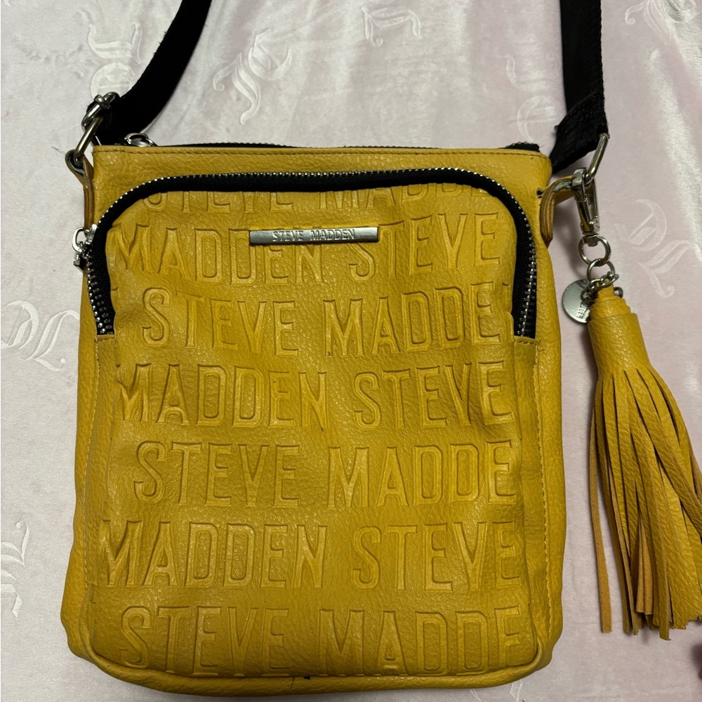 Steve madden crossbody bag